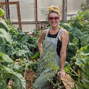 Meet your Posher, Emily